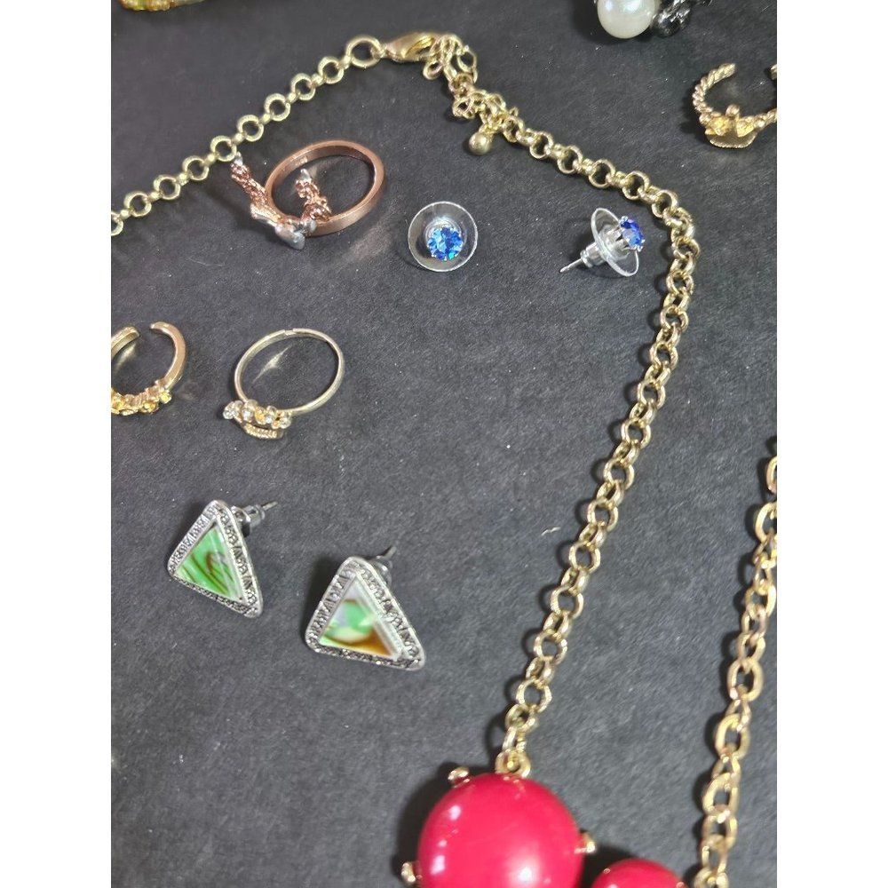 Wearable jewelry lot / bundle - Picture 5 of 14